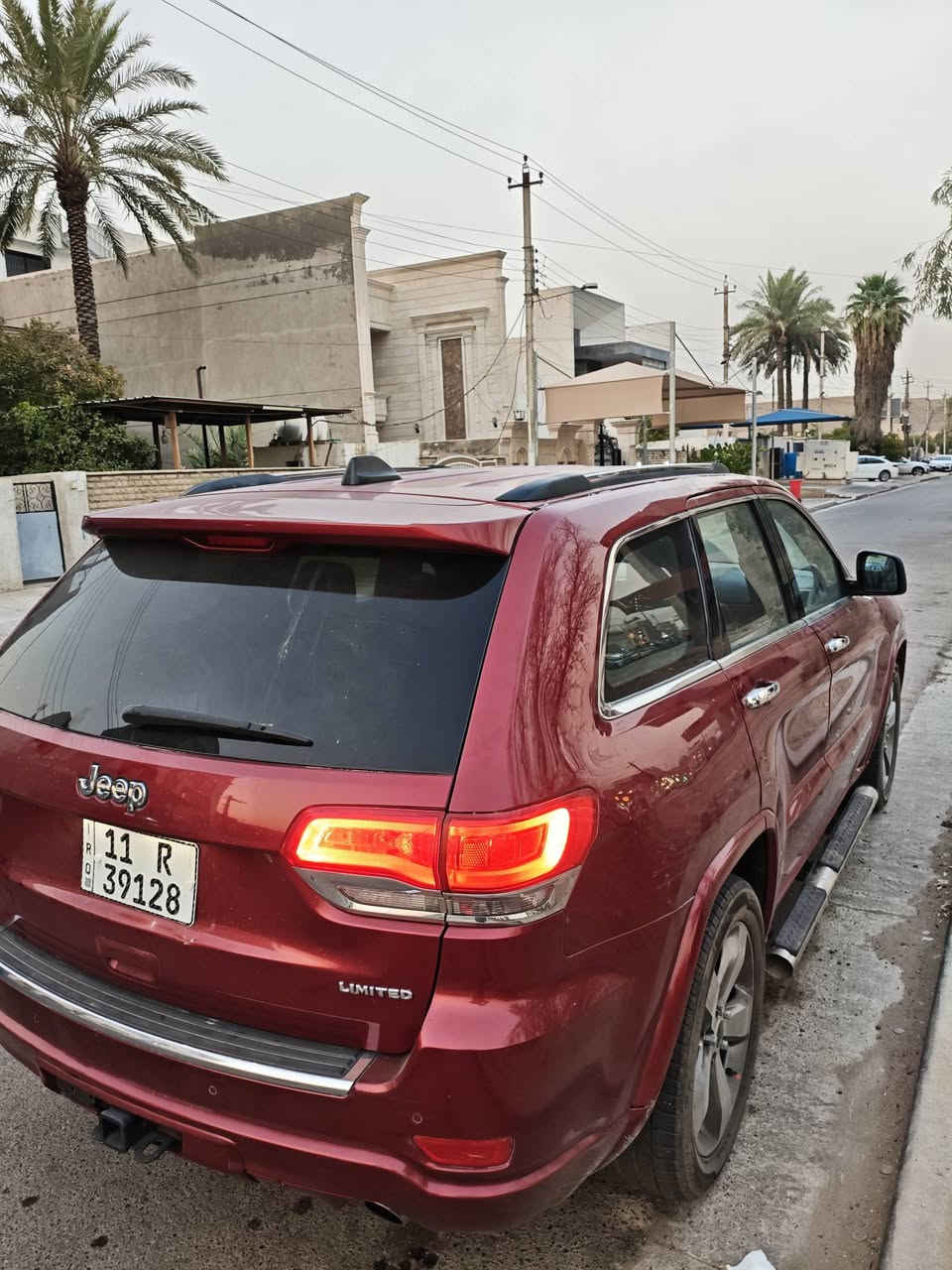 جيب 2014 رقم بغداد 
موصفاتها فولل الأخير شتريد بيها 
محرك هيمي 5700 سرعه 300
هزة وسنويه وارقام جدد 
صور حادث بالمنشور 
3 قطع صبغ جاملغات اماميه وبنيد 
مكان السيارة بغداد السيديه 
نواقصها حداديه صدر 
تبريد منضومه جديده شاد 
فيتم اصلي وكاله
السعر 137 بيع سريع 
شراي يتصل 
‏‪***********‬‏
