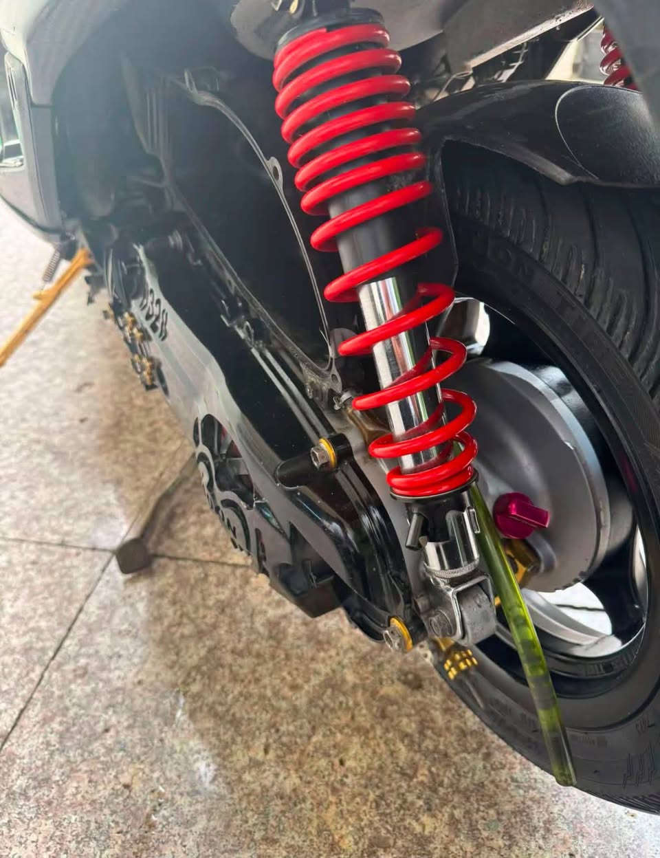سكنس فحل مزود من اليابان 
محرك 125cc تقفل 120 
مازدا امامية وخلفية اشاير بلادي
قاعدة كرزية
كور كرزي
بوشة 58
يدات بريك كوسو
صالصنة الوحيدة بالعراق
قبق كلتشات 
كلتشات
تايرات جدد
كاربون فاير صفاح 
كفرات سونك 
تعلاكة
سلف كوسو
اوراق منفيس ومزاد
سعر مليون و250 
مكان بغداد البلديات 
رقم ***********
