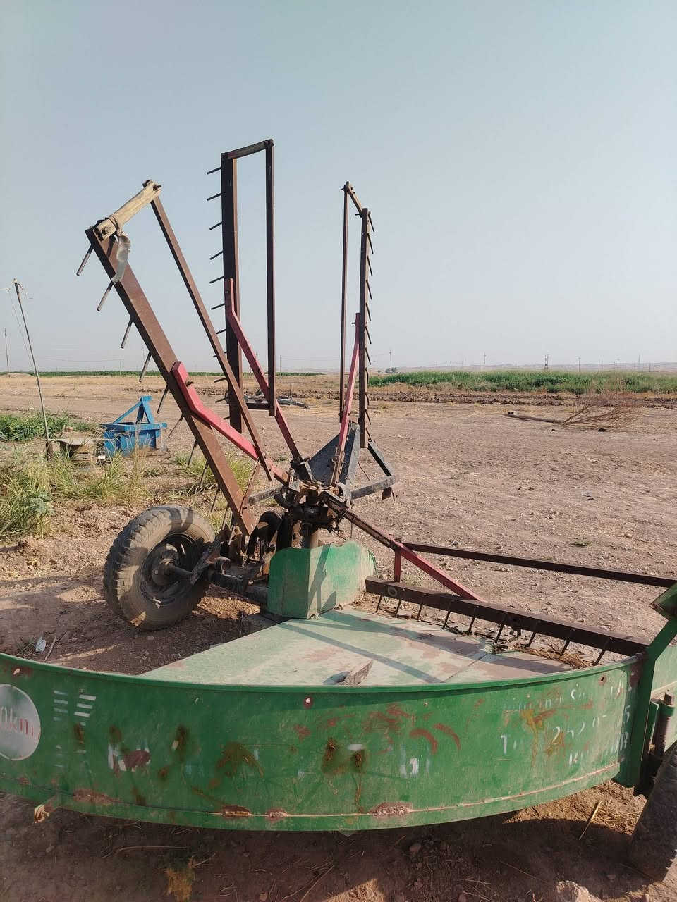 سلام عليكم حاصوده سمسم للبيع مكان ديالى جلولاء كامله جاهزه للشغل  سعر ٢٢٥٠
***********
