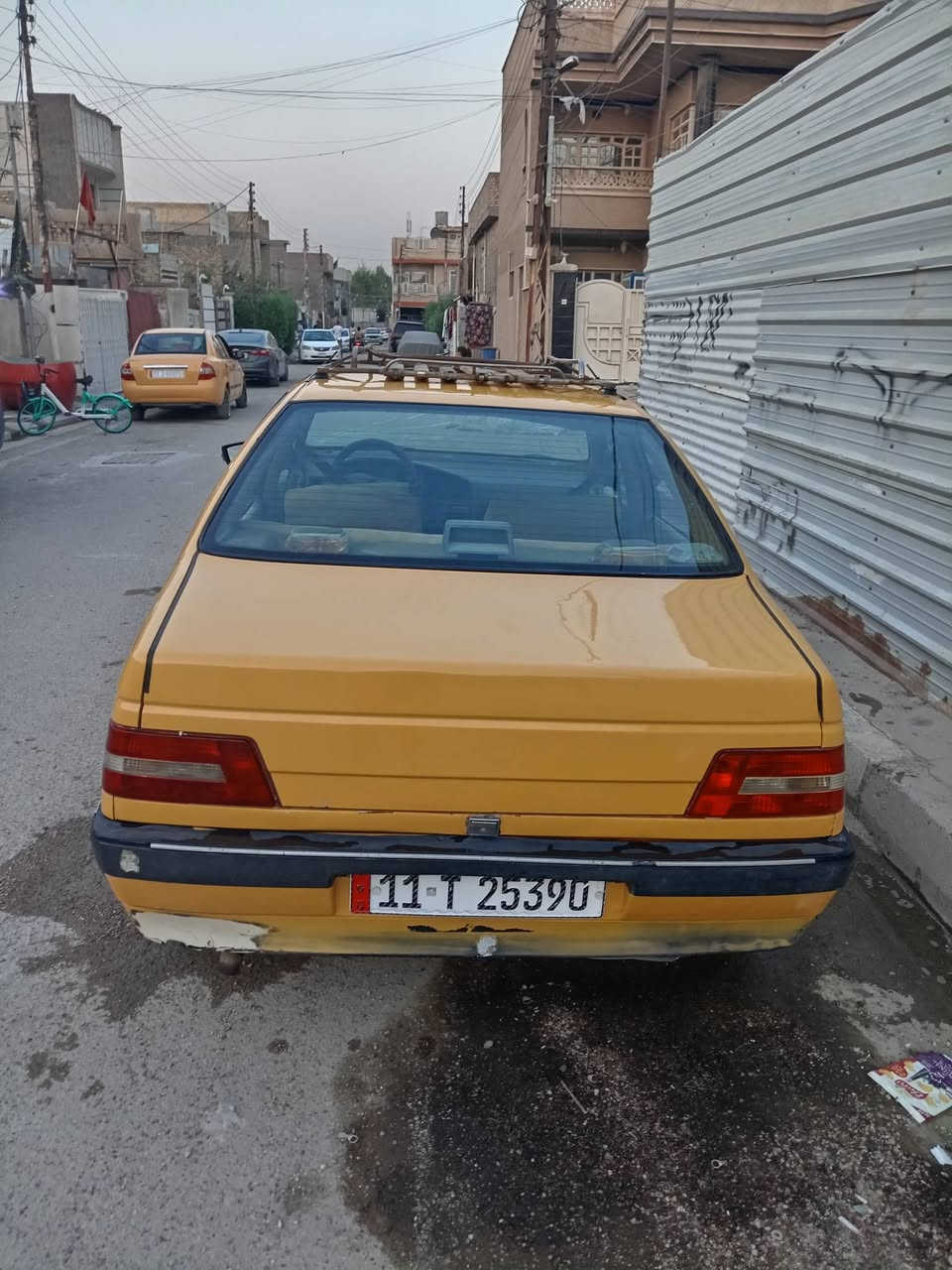 السلام عليكم  بيجو جيلكس موديل  2010 سياره نضيفه مكينه كير اكسل تخم تاير خير من الله  تبريد شغال السيارة  جاهزا رقم انكليزي  السعر  23 شرط  التحويل الرقم *********** المكان  بغداد  البياع الشرطه الخامسه
