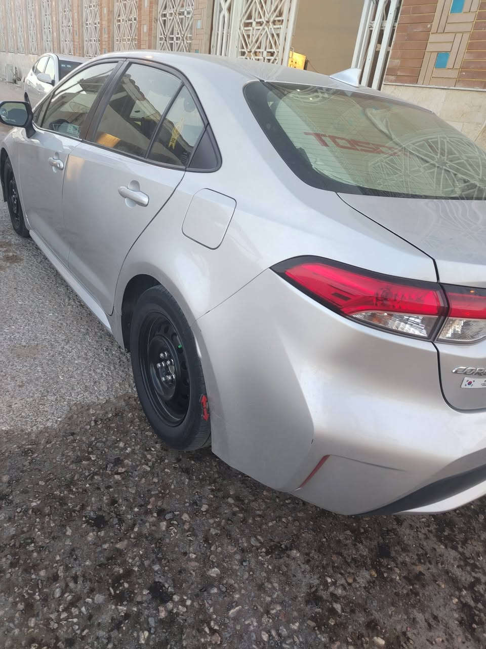 سلام عليكم كورلا هايبرد موديل ٢٠٢٢ وارد أمريكي بدون دواخل وبيه جاملغ وباب خلفي كلير ماشية ١٦٥ الف رقم بغداد بصمه تشغيل عن بعد سيارة جديده مكينه كير حجر صدر كله شركه مكاني بغداد حي الجهاد السعر 128 هاتف ***********
