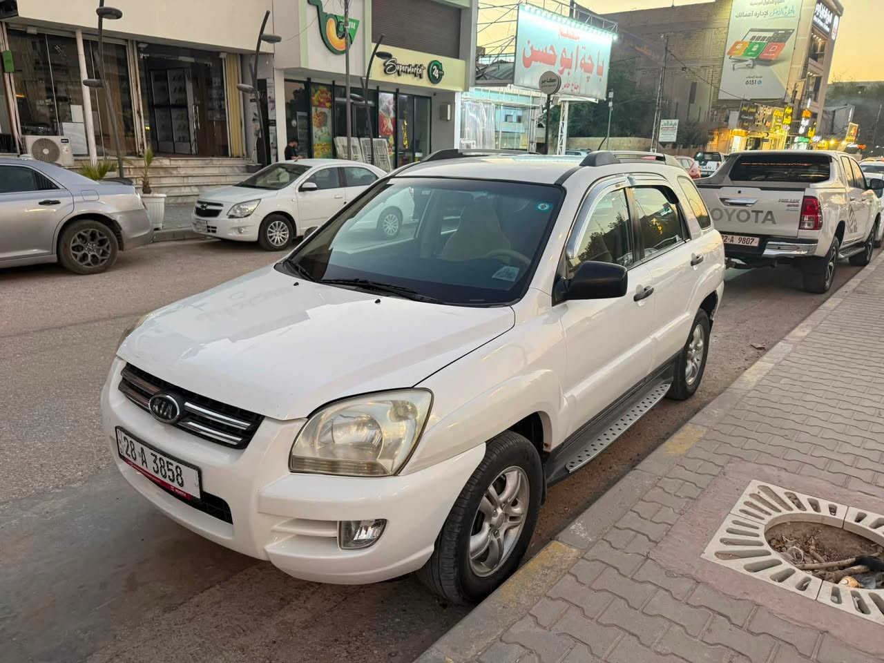 سبورتج 2008 سياره مكفوله سونار موجود بيه
رقم نجف باسمي الجديد تخم تاير حدايده جديده مابيه نقص ابد 
السعر ب120  *********** دواخل كلش نضيفه مكينه نضيفه جاهزه من كلشي
