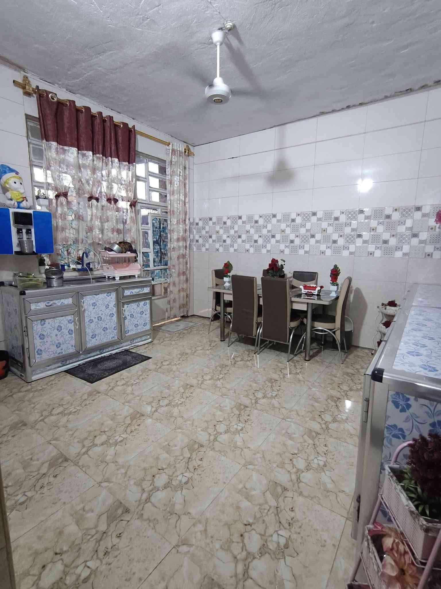 سلام عليكم بيت طابو زراعي سند 25 للبيع واسط الحفريه قريه علي حامد قرب المام تاج الدين البيت يحتوي على استقبال+ صاله كبيره+ مطبخ+2غرف نوم +حمامات خارجيه داخليه+ كراج+ حديقه السعر 55 وقابل لل تفاوض _ لل استفسار التصال على الرقم  _. *********** منتظر عماد   (***********) هاذ واتساب /

