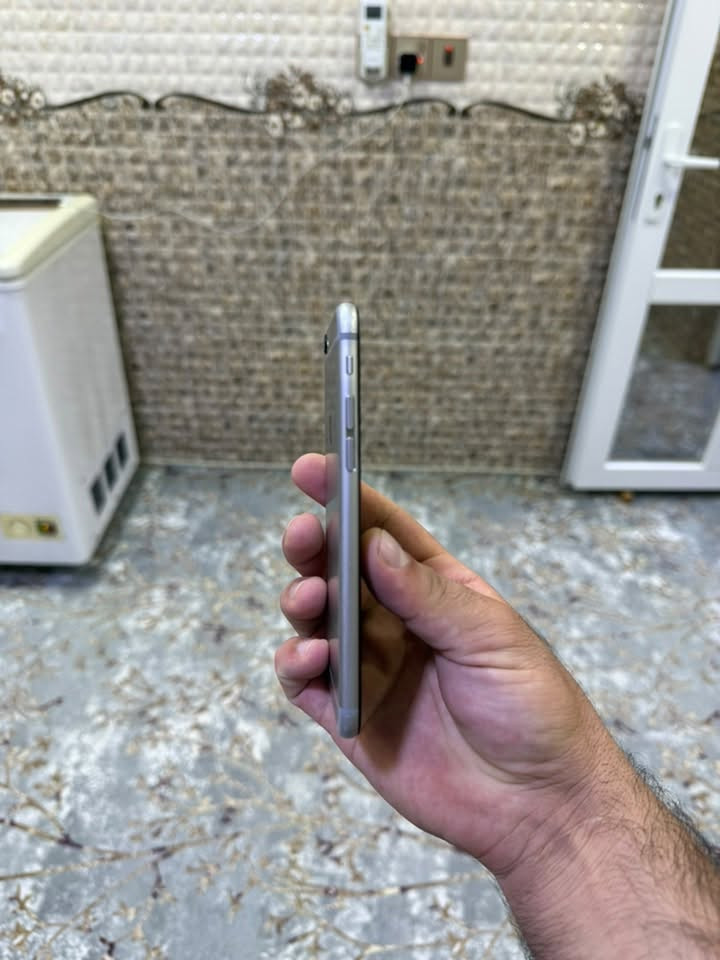 iphone 6G

64Gb

🔋100%

شاشەی بیلادیە

هەموگیانی ئیشەکات 

نرخ   ٥٠ هەزار بێ مەعامەلە

***********

