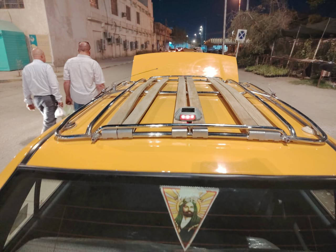السلام عليكم للبيع سوبايه مال ابو عمار جديده السعر 140 او بيهه مجال مكاني ديوانيه المركز رقم الهاتف ***********
