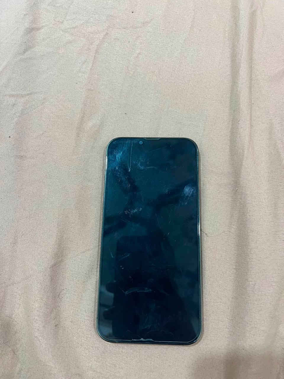 ‏السلام عليكم جهاز iPhone 13 Pro ماكس بطارية 94 جهاز جديد السعر 700 رقم الهاتف***********
