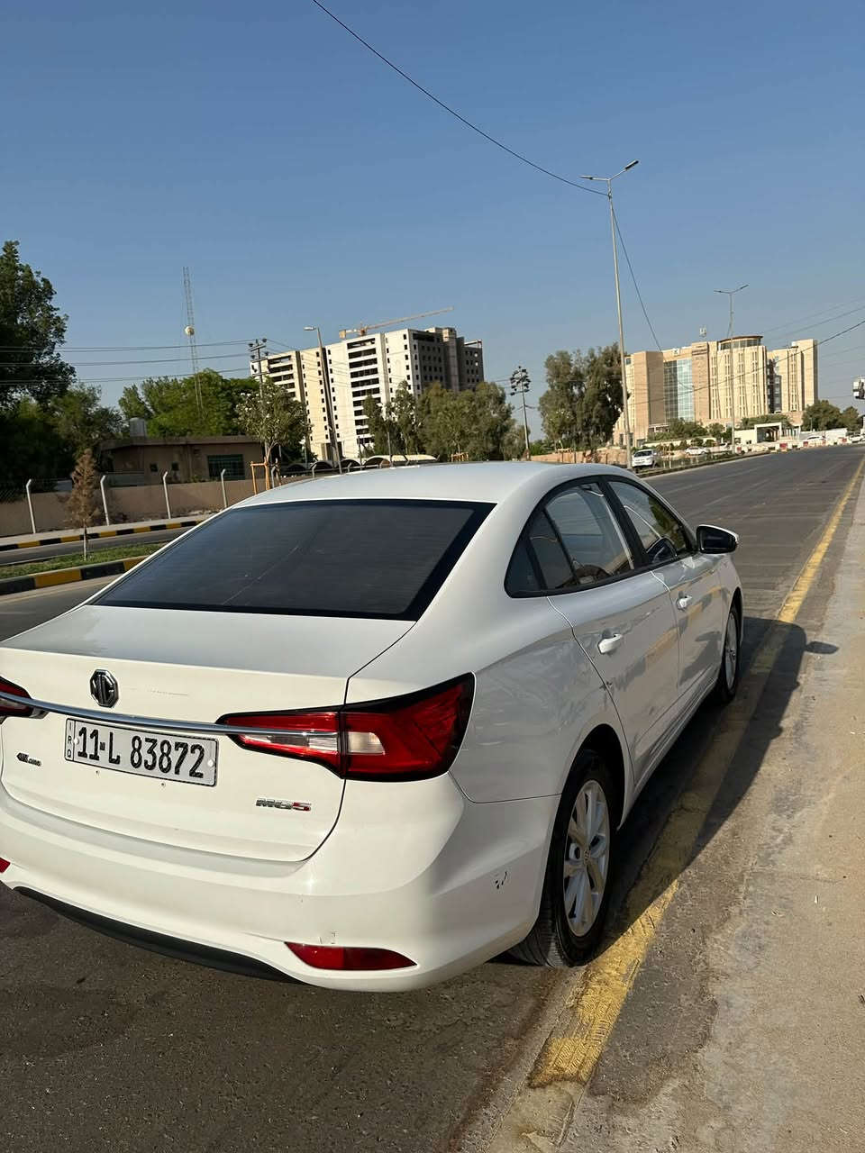 سلام عليكم
Mg5   2024

ماشية 55 الف كم
الضرر نفس ما موضح بالصور بدون تكحيل بدون بارد بدون صبغ

مواصفات STD
تحكمات سرعه،مثبت سرعه، مري جانبيه كهربائية،
مواصفات السياره اعتياديه 

كفاله كير ومحرك 
سعرها 90 ورقة وبيها مجااال للشراي تحويل ثاني يوم 

 فقط الشراي يتصل ***********
