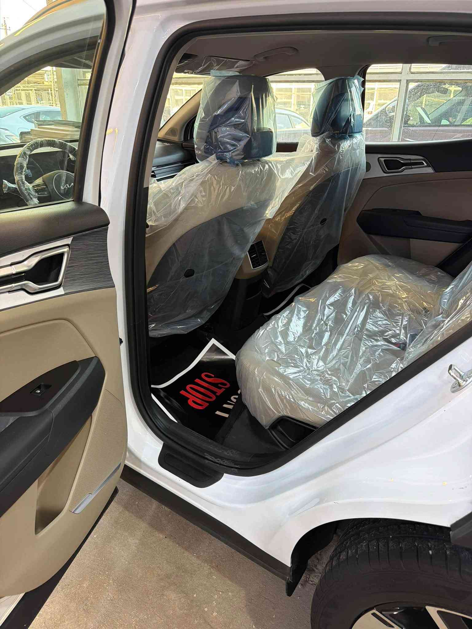 سبورتج 2025
رقم اربيل بأسمي تحويل ثاني يوم 
المواصفات فول ما عدة البنراما 
كشنات كهرباء 
تدفئه كشنات
سايد بريك دكمه 
باب صندوق كهرباء 
ماشيه 8 الف 8000 
كفالة عامة السيارة من كلشي 
مكان السيارة : بغداد 
رقم : ***********
السعر 215 وبيها مجال بسيط
مال جيتك إذا مو شراي لا تخابر + ما متواجد فيس
