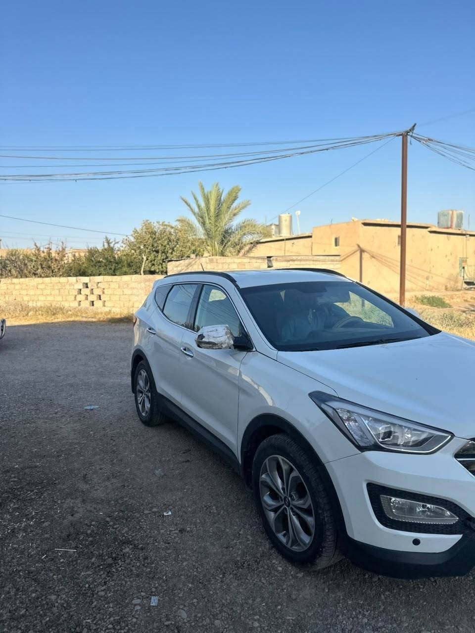 اسلام عليكم للبيع والمراوس سنتافي خليجي فول مواصفات محرك ٦ سبعه راكب تبريد ٣ قطع ماشيه ٦٠ الف كيلو متر بيه ٣ قطع بدون دةاخل اسونار مع اصور  هاتف *********** و*********** قرية المسحك اسعر ١٦٠ وبيه مجال

