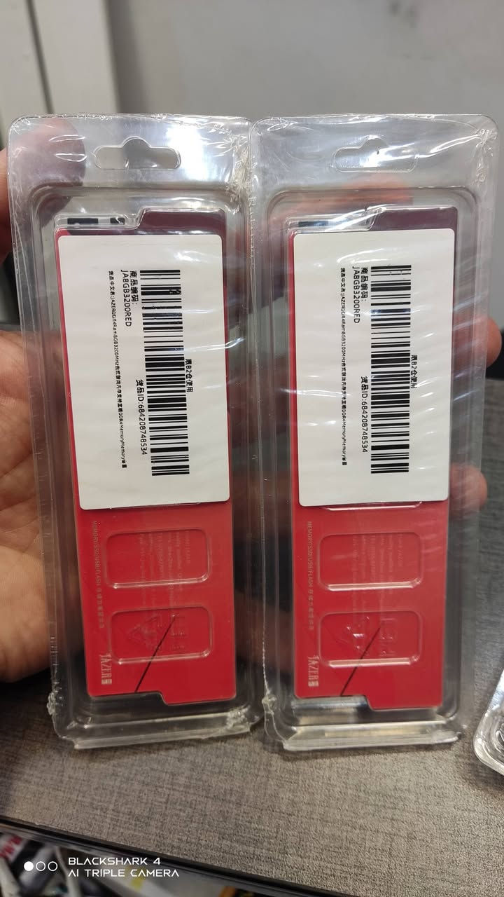 ddr4 3200 8+8
كبس السعر 100 قفل للاستفسار خاص

نص مكتوب في الصور:
- BLACKSHARK 4 AI TRIPLE CAMERA