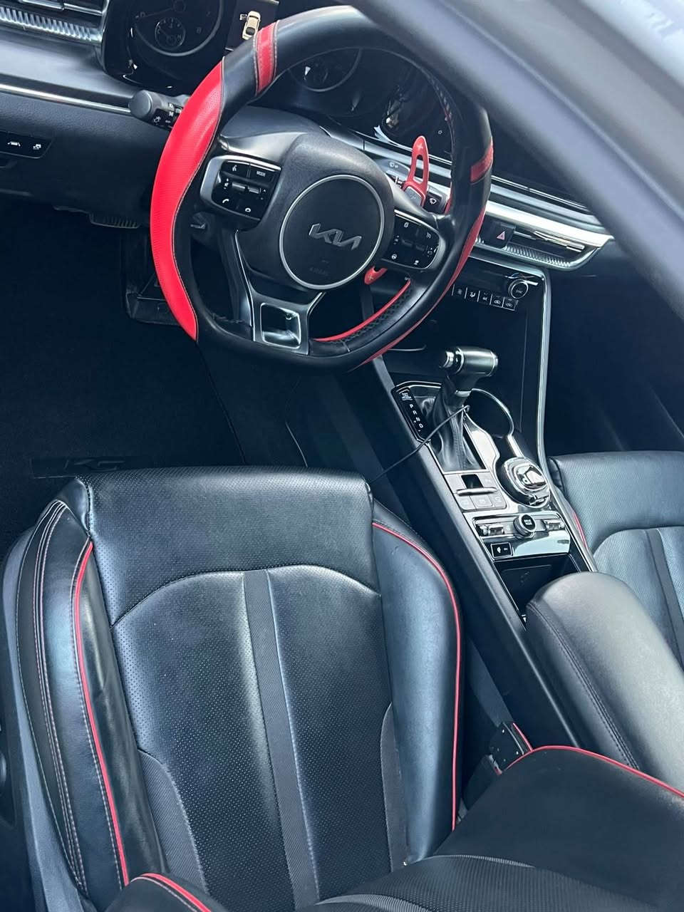 k5GT
ا24 

المحرك 2500توربو 

الكير DCT 8نمر

اللون سمنتي  لون مميز ✅

دخول جديد  المنفيس باسمي 

المواصفات فول للاخير 

بصمة  تشغيل وبصمة ابواب وجنطةً 

اضاءة لمسً استشعار led ابيض امامي وخلفي 

تنبيه عند الرجوع وتوقف ذاتي 
نظام الملاحة
تدوير هواء خارجي وداخلي قطعتين
قيادة ذاتية 
مانع انزلاق 
تحديد مسار
كير اوتو +عادي 
ستيرن حرفD مع كلجات 8نمر مع فول تحكمات
شاشة اعطال 
رادار الخطوط البيضاء 
خمس منافذ شحن تايبسي ويو اس بي 
كشافات امامي

شحن لاسلكلي ذاتي 

مري شفط

شاشة تدعم كار بلي

سماعات شركة بوس 9سماعات منفصله تريد بوس او بدون 

اربع انظمة قيادة مودات 

كراسي كهرباء السائق والراكب مع وسادة كهربائية

مريً ترحيب 

مصابيح ضباب 

السياره كله مختمة بالجيتي 

فجوج بريك جيتي مخصص للسرعات العالية

حساس ظغط الاطارات رقمي 

اوتو هولد توقف 

بريك نظام كهربائي 

جنطه تفتح عند الاقتراب 

تشغيل ماسحات عند المطر اوتو 

كشن السايق يتحرك عند التشغيل والاطفاء 

بصمة تشغيل عن بعد 

كشنات خزن ميموري اسود مطعمه باللون الاحمر 

تبريد قطعتين مناخي 

بانوراما

توقف ذاتي 

خمس كامرات 360درجة 

جام يصعد وينزل اوتماتيك 

تشغيل عن بعد

رادرات 6

حساس امامي وخلفي 8

 كشنات تدفئة تبريد 

سايد بريك كهربائي 

كشنات كله جلد 

اشاير بالمري 

تنبيه بالمري 

ويل كروم 

اطفاء صوت المسجلً عند التنبيه 

لايت زنون

دبل جام كل السيارة 

جام اوتو كل الجام يصعد وينزل اوتوماتيك

مري قلاب عند الرجوع 

نظام جبي اس وبلوتوث واوكس قابل للتحديث

تنبيه عند فتح الباب ونقطة عمياء 

كروس سرعه

تايرات بيرلي وبرجستون (رن فلات)تتحمل سرعة 300

جاهزة السيارة حتى من تبديل دهن اصلي قبل يومين 

مكفولة من سنتيم واحد دواخل او شواصي او كير او محرك 

السعر مناسب راسلني واتساب يوصلك السعر 

للاستفسار ***********
