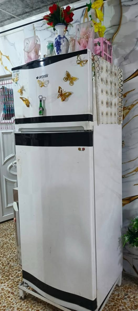 سلام عليكم من رخصت الدمان ثلجه للبيع كلها شرط تخبل تجميدها وثلاجه تخبل مكان حي الانتصار شارع 60 فرع الذهبي /***********/بي وتساب الرقم السعر 250وبيها مجال ول مو شراي يعبر المنشور وشكرأ💜
