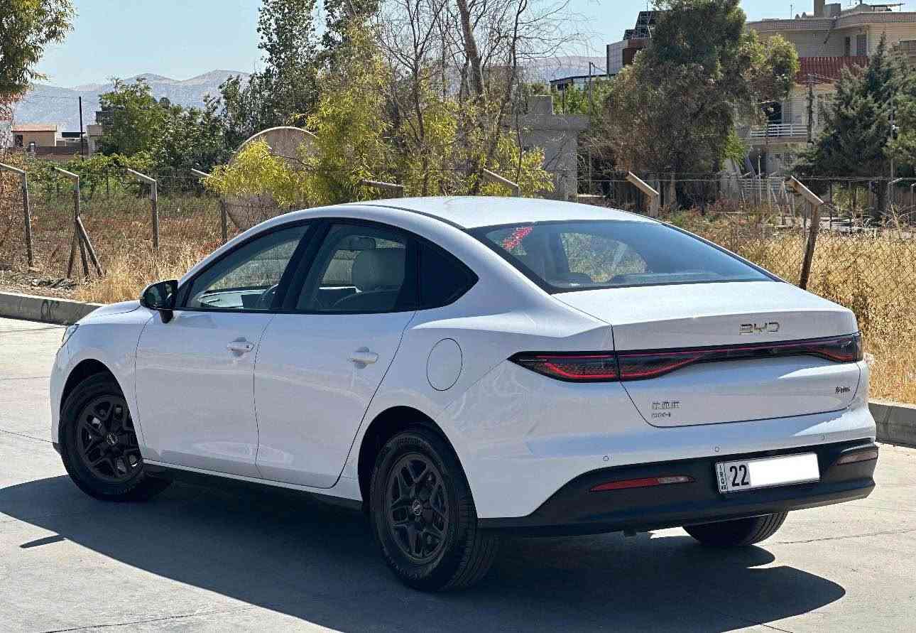 للبيع بي واي دي سيل 5 
رقم اربيل بأسمي تحويل مباشر
عداد المسافه 9 الألف 
داخل لون ابيض حساسات خلفيه
تبريد قطعتين ويل كب لون اسود
بصمه + كارت + كيبل شحن 
شاشه مفعل بيها ويز 
سياره جديده جدا بوضع الزيرو
بدون ضرر او صبغ او بارد 
باستنثاء ملاحضات بسيطه ذاكرهن بالصور
المكان السليمانيه للاتصال *********** بغداد, العراق
