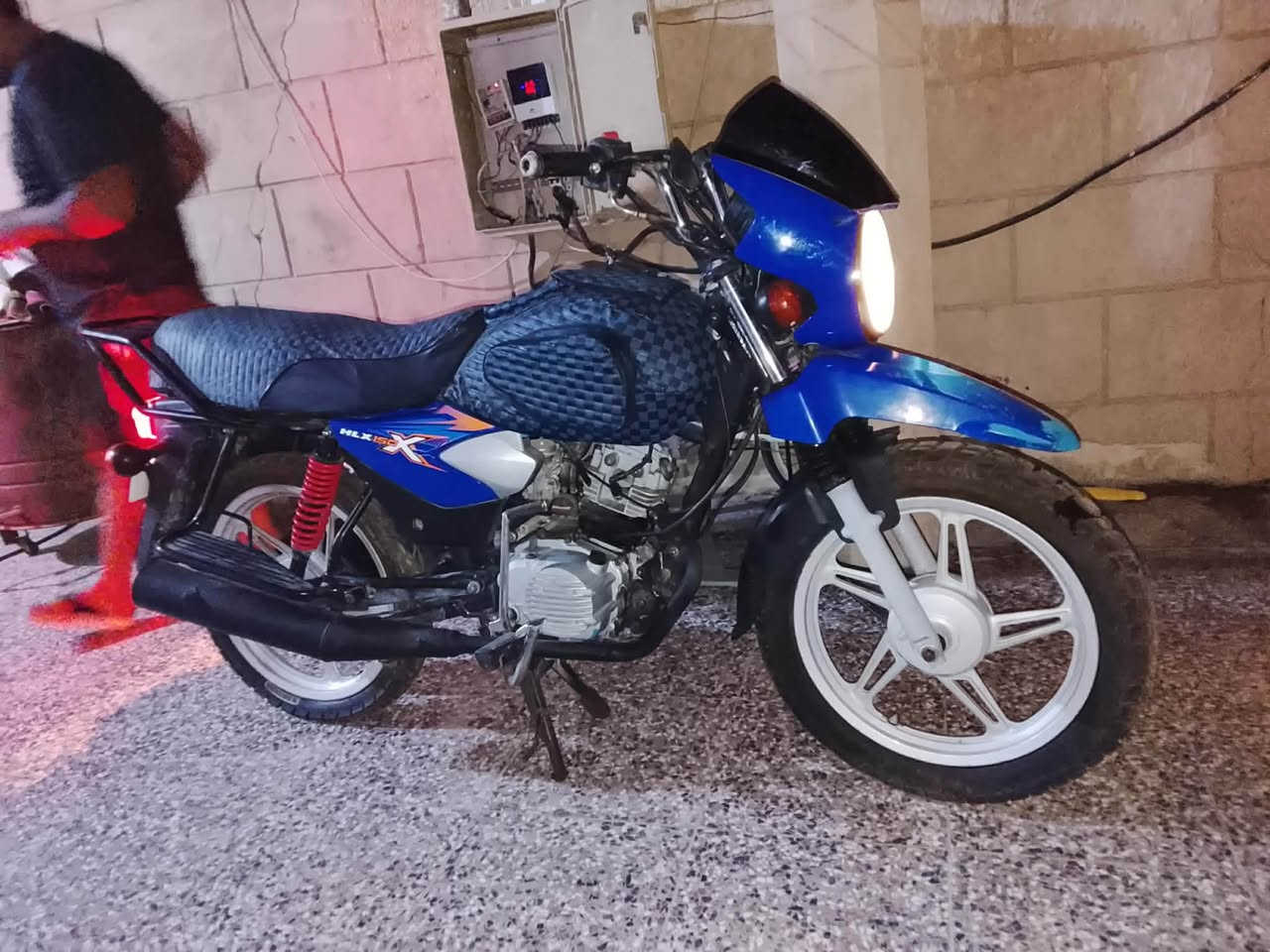 اربعه كير • نضيف • كمرك مدفوع