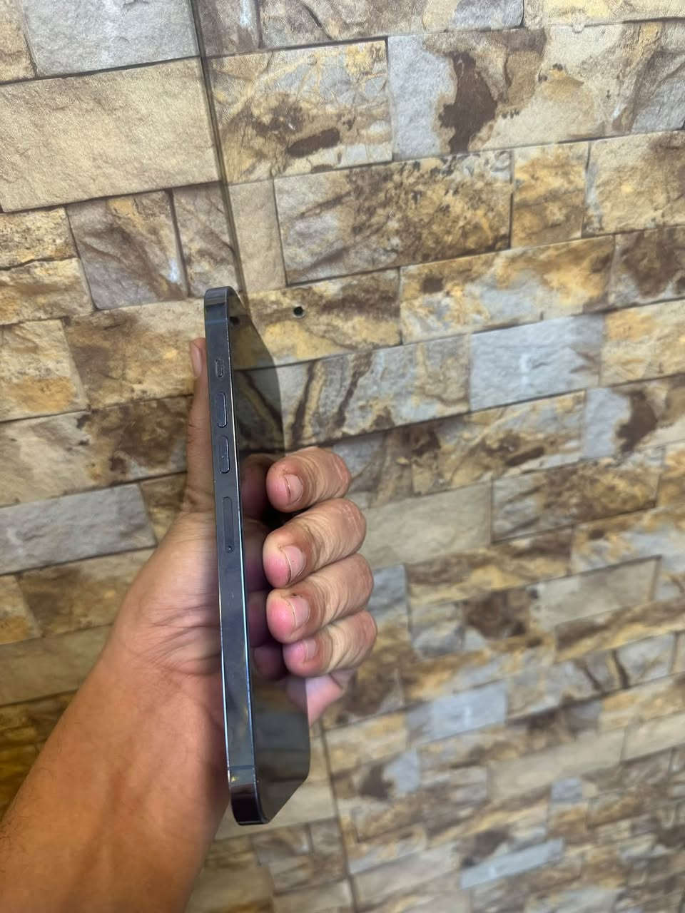 13 pro max
مبدل فقط شاشه 

*********** 

بغداد حي ور 

٥٠٠ الف
