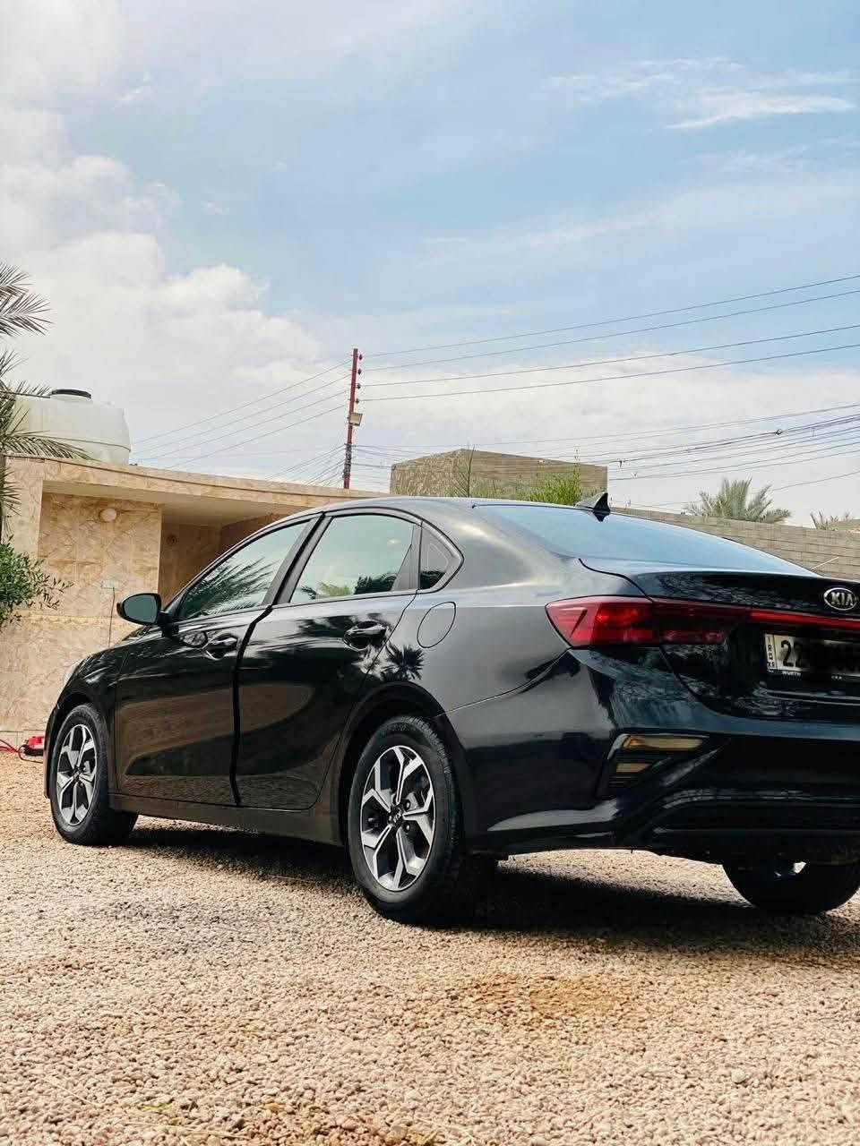 كيا فورتي موديل 19 رقم انبار السعر 119 وبيها مال قليل الضرر موضح بالمنشور رقم صاحبها ‏‪***********‬‏
