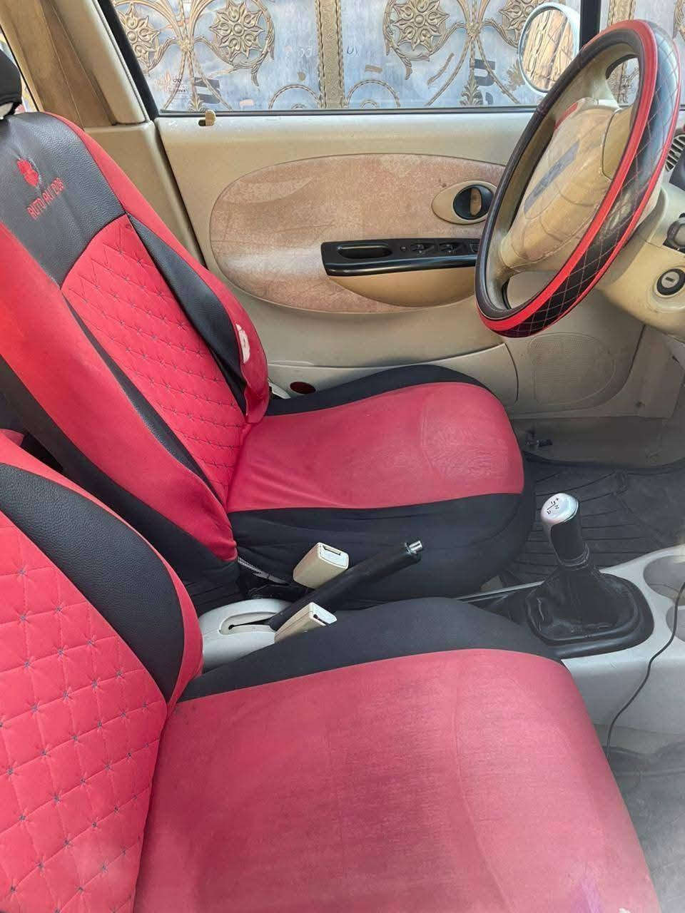 للبيع كيو كيو ١٢ رقم بغداد الجديد باسمي تحويل ثاني يوم  نضيفة كله شغال  مابيه نقص مرتبة نضيفة بكانه بغداد سعره ٣٠ بيه مجال للشراي ***********
