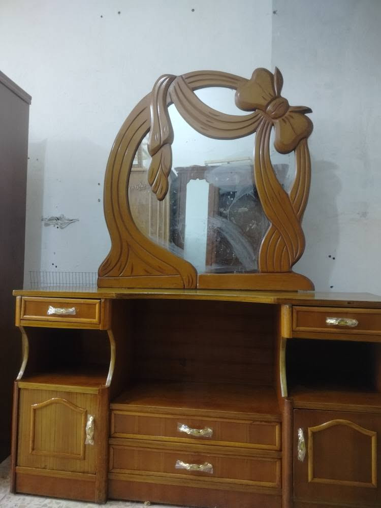 السلام عليكم
غرفة تزگام عراقي درجه اولئ
شغل العماره
مسگمينها ب 7 مليون
غرفه كامله
قويه 
جاهزه من كل النواحي
فقط ..نقص تاج جربايه
كنتور مقطع
رفوف +بوري تعلاگة
دنگ جاو
داخل وخارج صاج
6 ابوب...قاطين
......
زاويه ما تنشال مثل ما موضح بالصوره
كشن لوح 
غرفه اجمل واحله من الصور
الصور ضالمتها
للاستفسار
***********
موجود واتساب عمارة, ميسان
