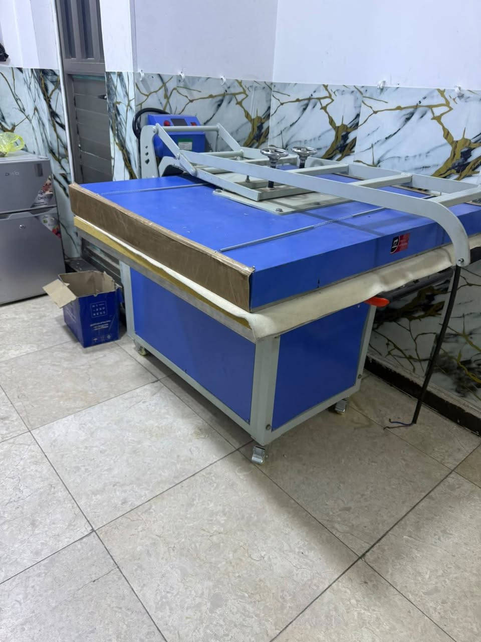 يو طابعة ابسون حراري 90 60 T3100x استخدام قليل جدا 50 طبعة مع ملف الوان خصيص للطباعة حرارية

مكبس حراري نوعية جدا جيدة استيراد خاص قياس متر في متر و20

للبيع 
***********
السعر البيع كامل وليس تجزئة 6 مليون دينار مع الفحص 
بغداد
الاعظمية
