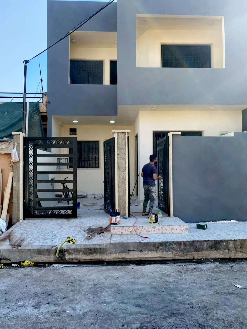 صباغ بيوت
صبغ داخلي وخارجي واجهات 🏣

معالج رطوبه 💯 ابواب وشبابيك 🏠

الخاص مفتوح 💬***********
