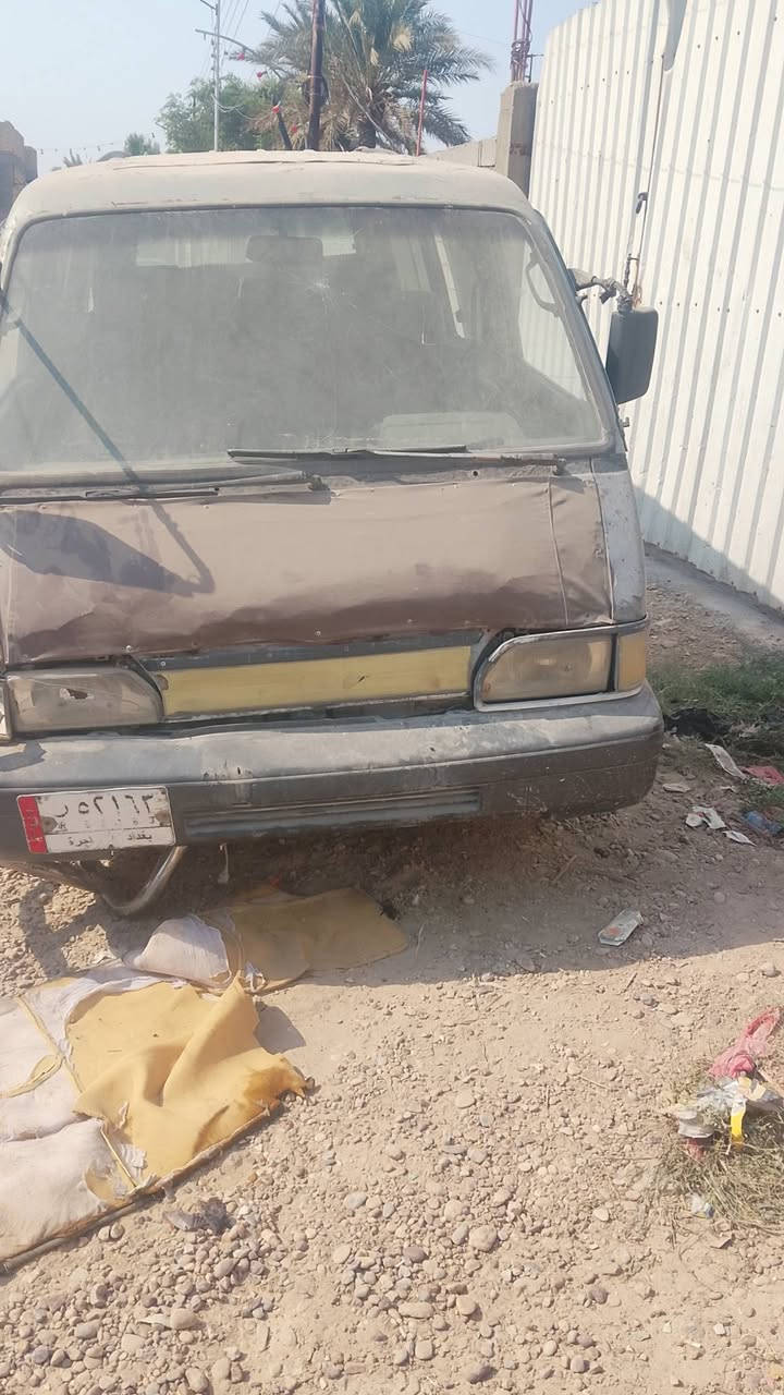 كية  بستاة لبيع مابيها راعي
مديل ٩٣  لبيع كوم حديد 
مكينه كايمه  سعر ١٢
الرقم ***********
العنوان بغداد جسر فرنسي
