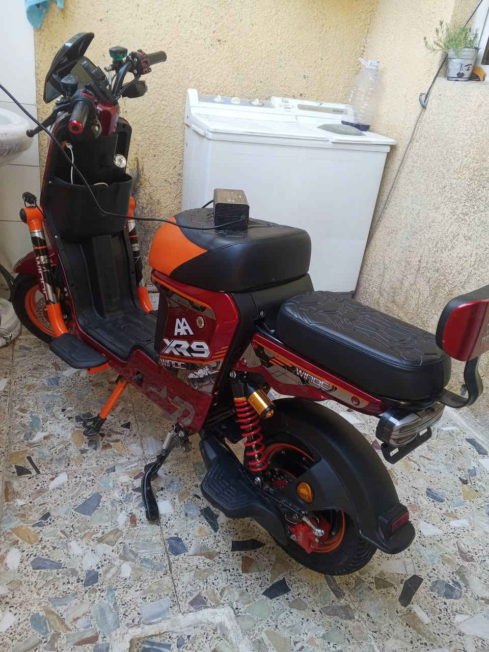 🔥 للبيع دراجة XR9 WIDE 🔥
🛵 جديدة ونظيفة جداً
✨ ما بيها شخوط أو ضربات
🔸 فقط الكفر اليمين بيه شخطة بسيطة
🔧 الملحقات كاملة
⚡ جاهزة للاستخدام وما تحتاج شي
📸 الصور حقيقية للدراجة
💰 السعر: 600 ألف دينار
🤝 بيها مجال بسيط للجادين
📍 بغداد
***********
