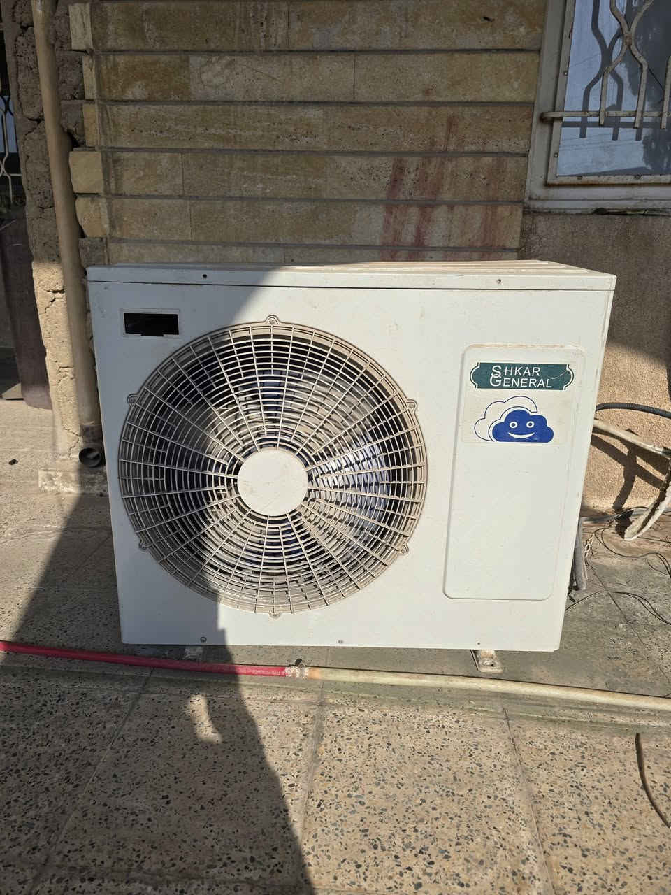 السلام عليكم سبلت شكار جنرال باب الاول طنين مستخدم نظيف شرط الشغل البرودة شرط ثلاجة مال طب العدلي😅❤️‍🔥350 الف 
***********
