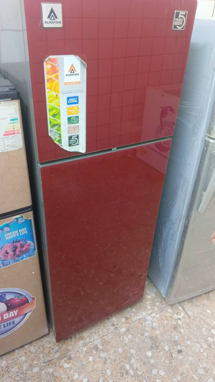 ثلاجة • أجهزة منزلية