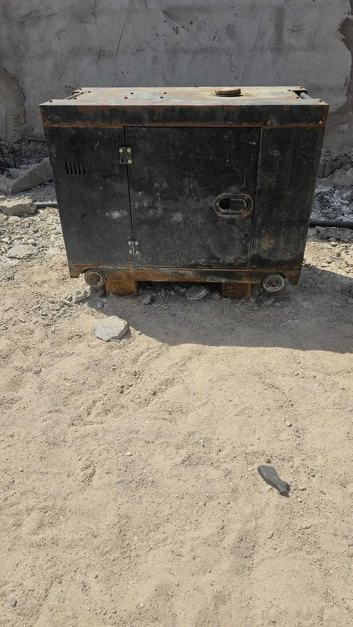مولده كاتم كاز ٣٢انبير جديده استخدام شهرين سعر مليون العنوان خور زبير ***********
