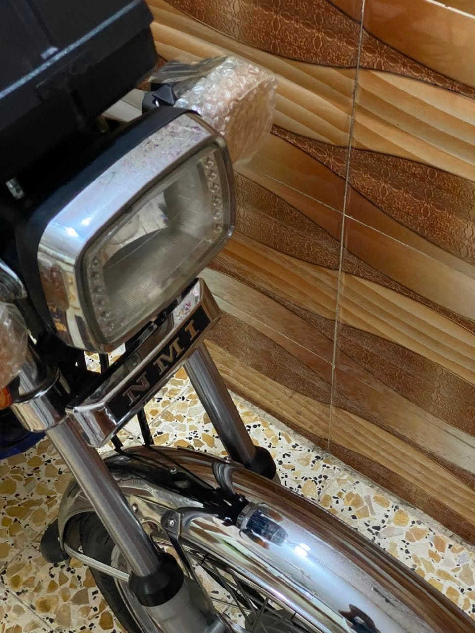 سلام عليكم دراجه نامه شلامجه بدون       بدون اوراق  شاصي 19 بدون نصبتها كدام عينه تخبل مكفوله عشائر ومن كلشي  تعميره2026 جديد دراجه ما طالعه وغراضها كلها جديده واصليه دراجه مكفوله من تاير التأير حته من تفيلس ألمو شراي لا يتعبني هاذه رقمي***********
