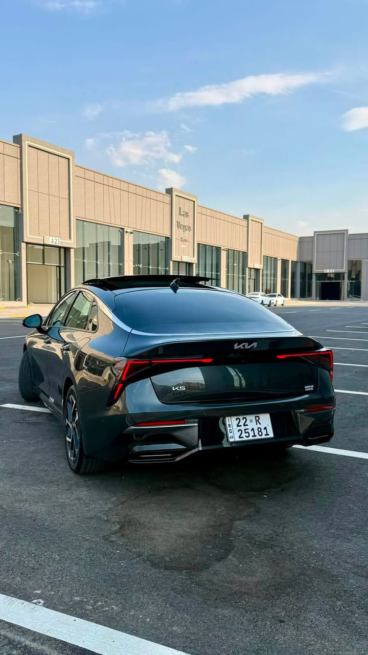 Kia k5 2025✈️

فئه :EX اعلى مواصفات ب K5

🔴محرك السياره 2500 تنفس طبيعي 
🔸سقف بنوراما بل كامل 
🔸كشنات جلد + تبريد وتدفئه 
🔸تدفئه استيرن 
🔸 5كامرات + فتح كامره مع الاشاره الجانبيه 
🔸كشنات خزن 
🔸13 سماعه Bose
🔸 شاشه متصله تدعم كاربلي واندرويد اوتو 
🔸حساسات اماميه خلفيه 
🔸قياده ذاتيه 
🔸گيج الاكتروني
🔸مرايه شفط + قلاب ع وضع R
🔸شحن وايرلس
🔸5وضعيات قياده 
وبعد بيه هواي مواصفات 
السياره رقم اربيل وجاهزه مابيه اي مصرف 
🔸حادث السياره سطحي فقط بنيد صبغ بدون دواخل بدون شاصي بشرط  لايتات + راديترات بلاديه 
📍 مكان السياره:اربيل 
السعر 198 وبيه مجال ماكو EX بهذا السعر 
واتساب :***********
رقم الشاصي :KNAG34J70S5293135
