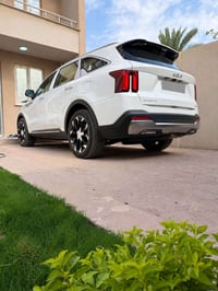 سورنتو ٢٠٢٥ • V6 3500cc • ماشي ١٠ الف