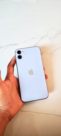آيفون ١١ • ١٢٨ • بطاريه ١٠٠٪