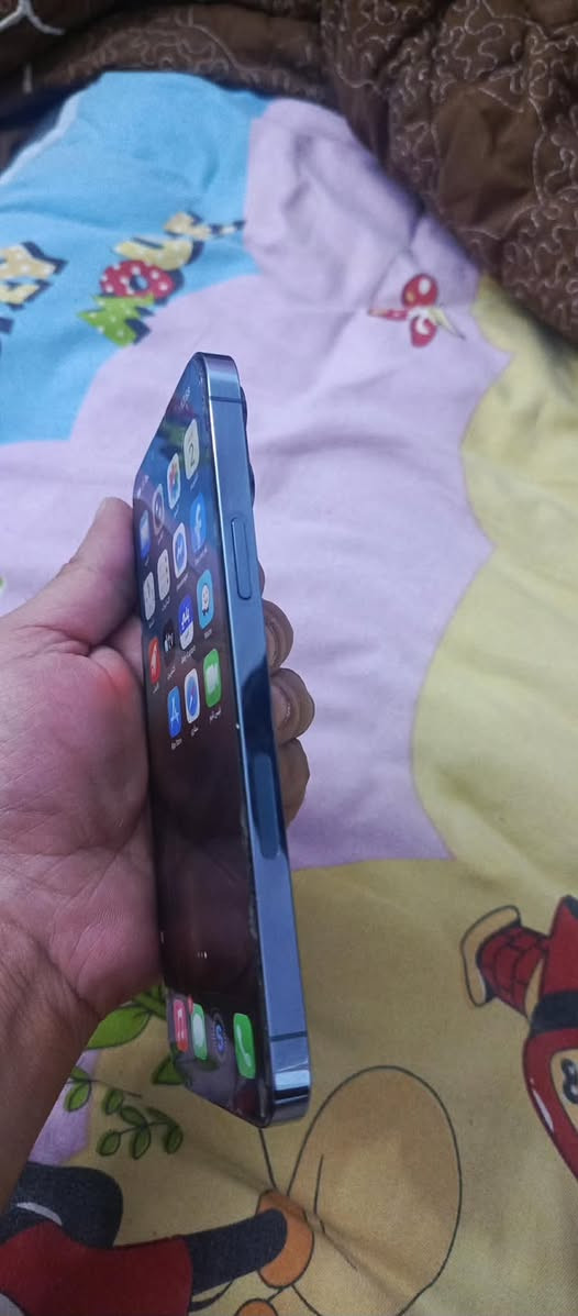 13 بروا ماكس ذاكره 256
ما مفتوح نظافه 90‎%‎ بطاري 87 ظهر مكسور السعر 

550 للتواصل اتصال فقط ***********

