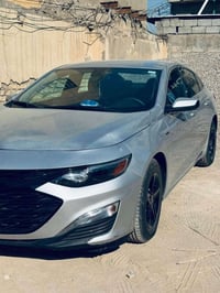 ماليبو2022الفئة LS محرك 1.5T مواصفات كامرة خلفية. مستشعر وقوف. بصمة. ش...