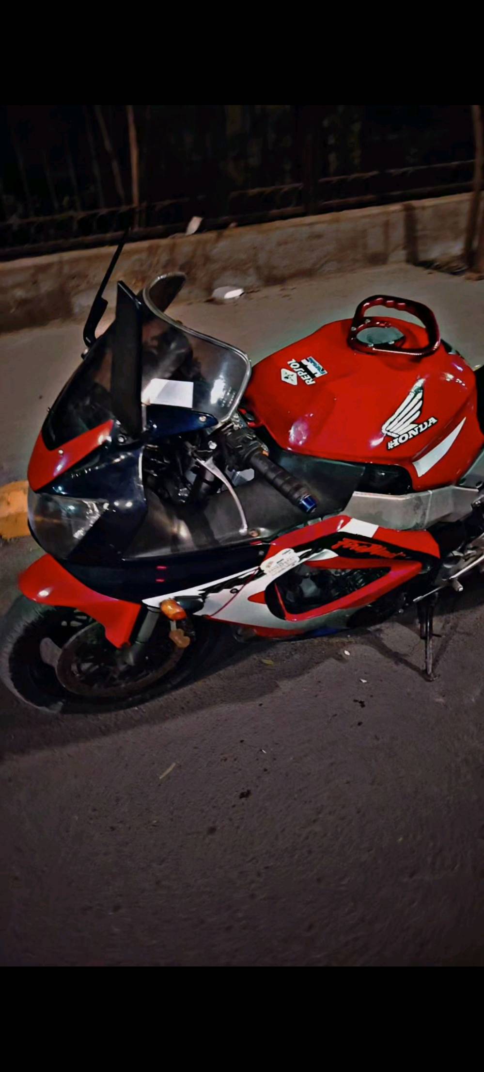 CBR929 • معدل • تحتاج سنتر
