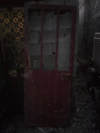 غراض للبيع شباك وباب هوه والجرجوبه وميز مال مبرده مكاني الخدمات 077074...