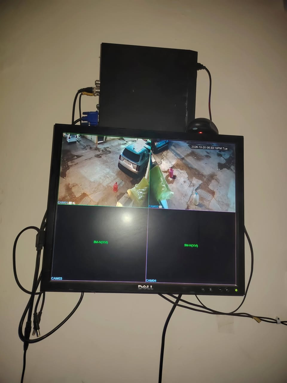 كاميرات • كاميرتين • مع شاشة