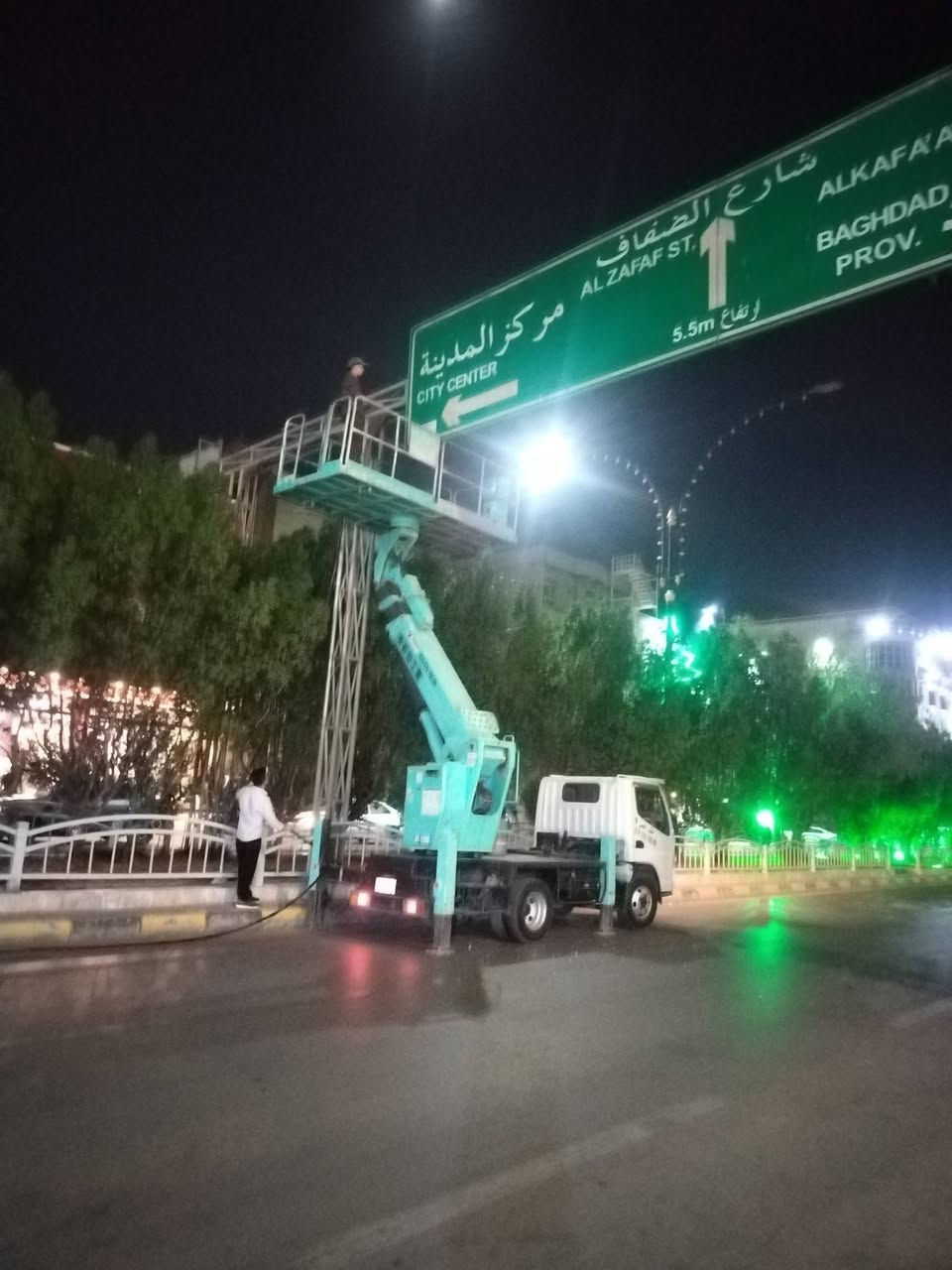 يتوفر لدى مكتب الحسن جميع الارتفاعات عروض خاصه للخلفات عندك واجهيه لبخ صبغ كهربائيات شد لدات موجود ارتفاع من 12m الي 45m  اتصل وبيك خير وتدلل

***********

***********
