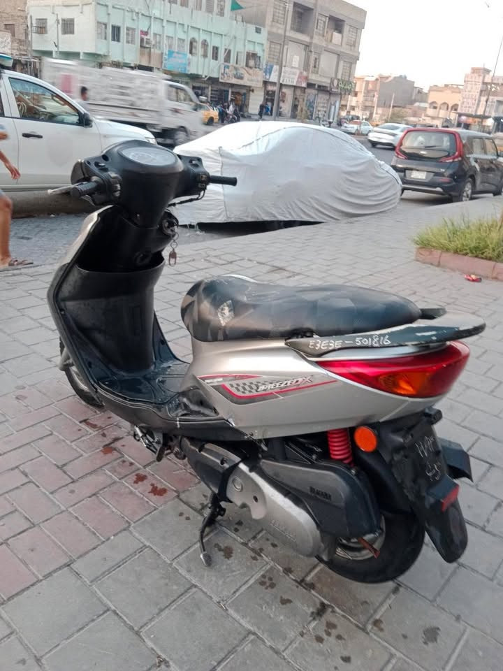 سلام عليكم بريز بغبغاء 
البيع مكفوله كفاله عامه جيب فيتر وفحص  
درجه خير من الله ماشيه  5الف حقيقي صار شهرين من نزله من  
الاتصال ***********
مكاني بغداد الشعله الشراي يتصل وبي خير ويدل
