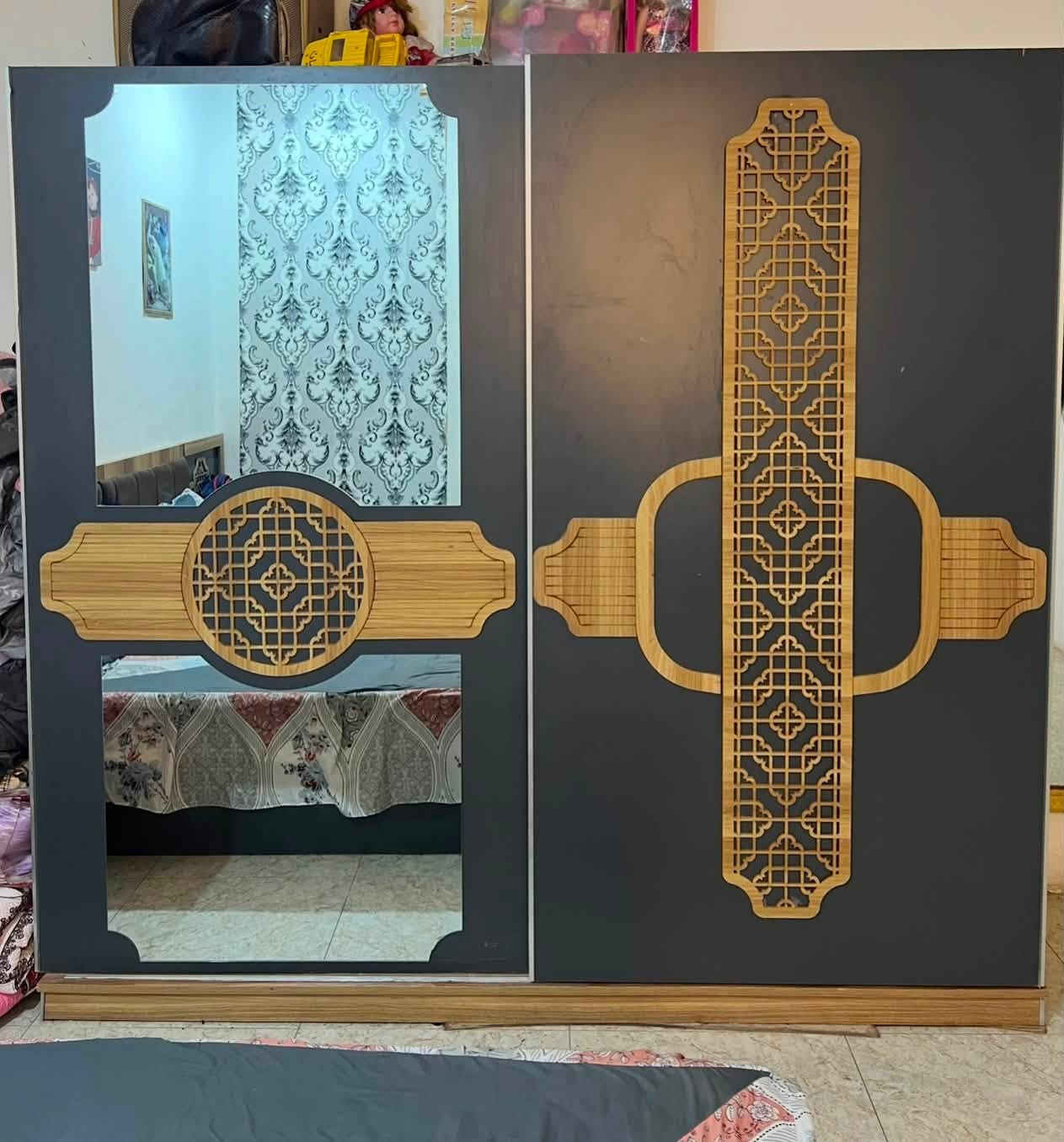 سلام عليكم غرفه تركيه  للبيع نضيفه مستعمله سعر 400وبيها مجال  الشراي يتصل ع هاذه الرقم ‭***********‬
