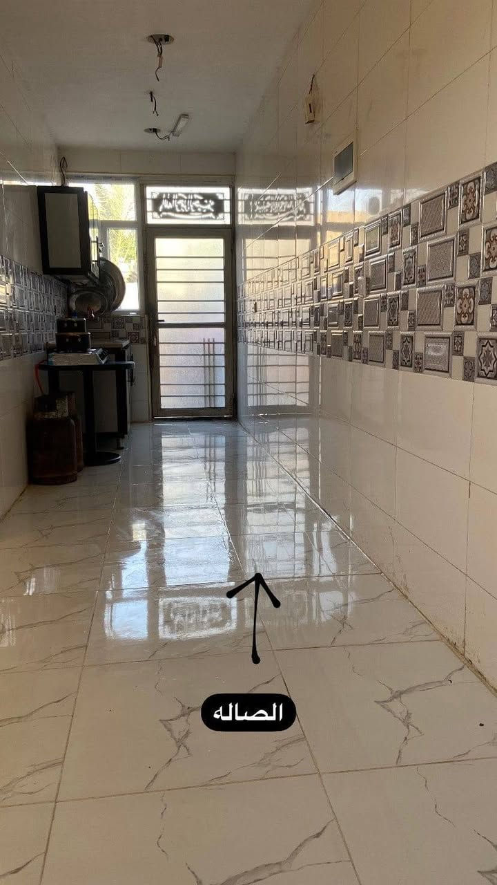 بيت للبيع • ١٢٠م • واجهة