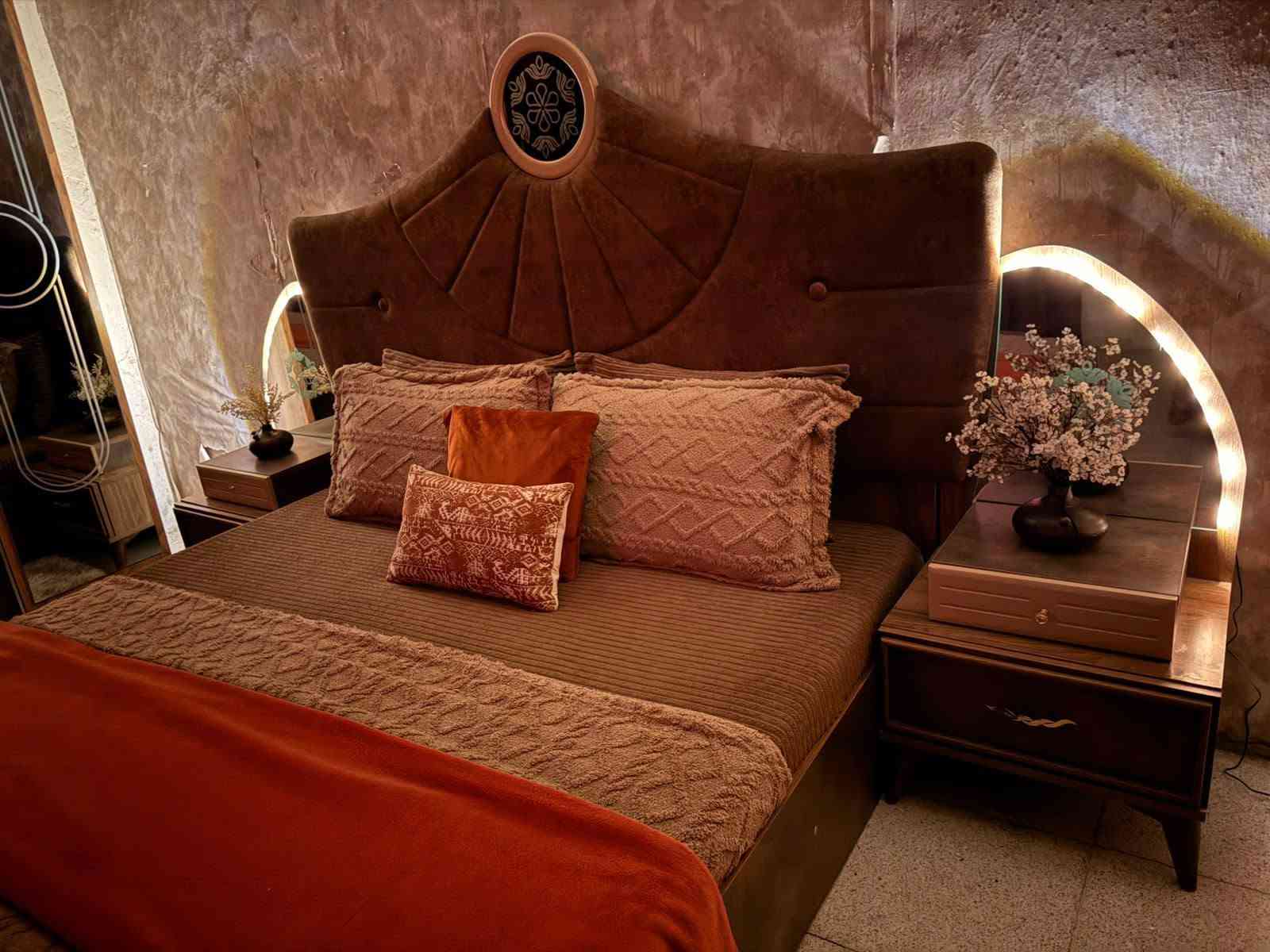غرفه تركيه ٩ قطع + ملحق اضافي سرير مخزن جك اناره ‬‏ شغاله مكان بغداد.. أي استفسار خاص او اتصال ع الرقم ‏‪0771227157

