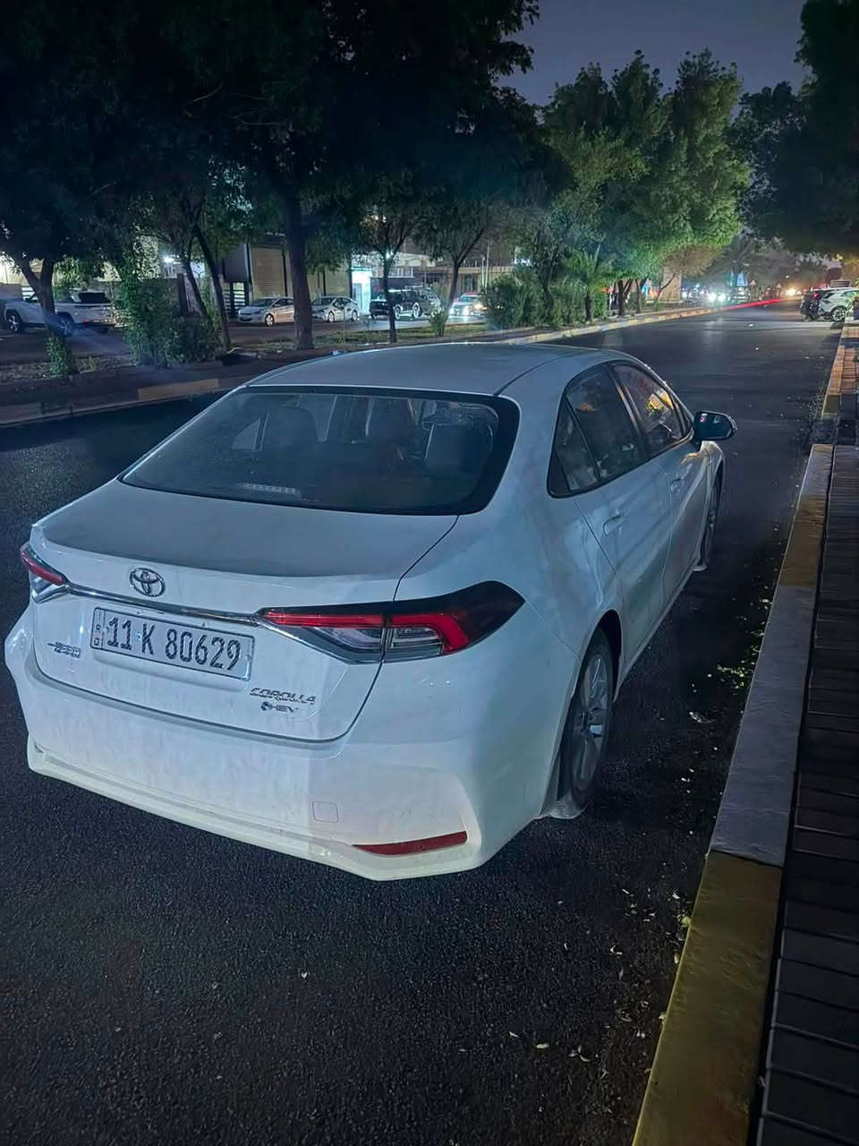 سلام عليكم 
كورلا هايبرد 2025 شكل الخليجي
ماشية 20 الف km ￼
رقم بغداد الجديد 
باسمي السيارة تحويل ثاني يوم 
مكان السيارة بغداد شارع فلسطين 
السيارة بيها ملاحظة بسيطة خدوش بالبنيد ورصعة خفيفة
هاتف 📞 ***********
سعر 155$
