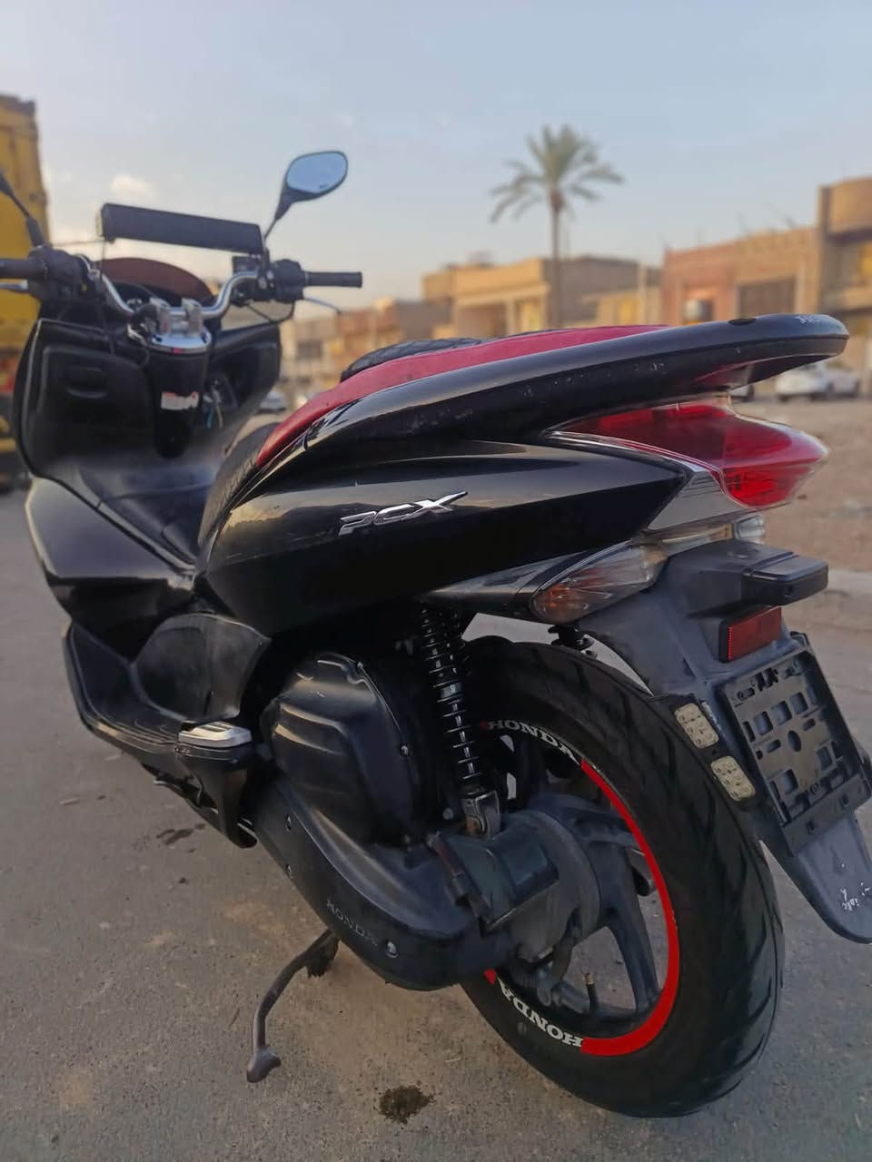 سلام عليكم بيس اكس جيل الاول موديل16 ياباني مكيه150مكفوله شلعه معدل حساسات كهربيات كله شغال جيب فيتر وتعال افحص سعر1350 عنوان مدينه الصدر رقمي***********
