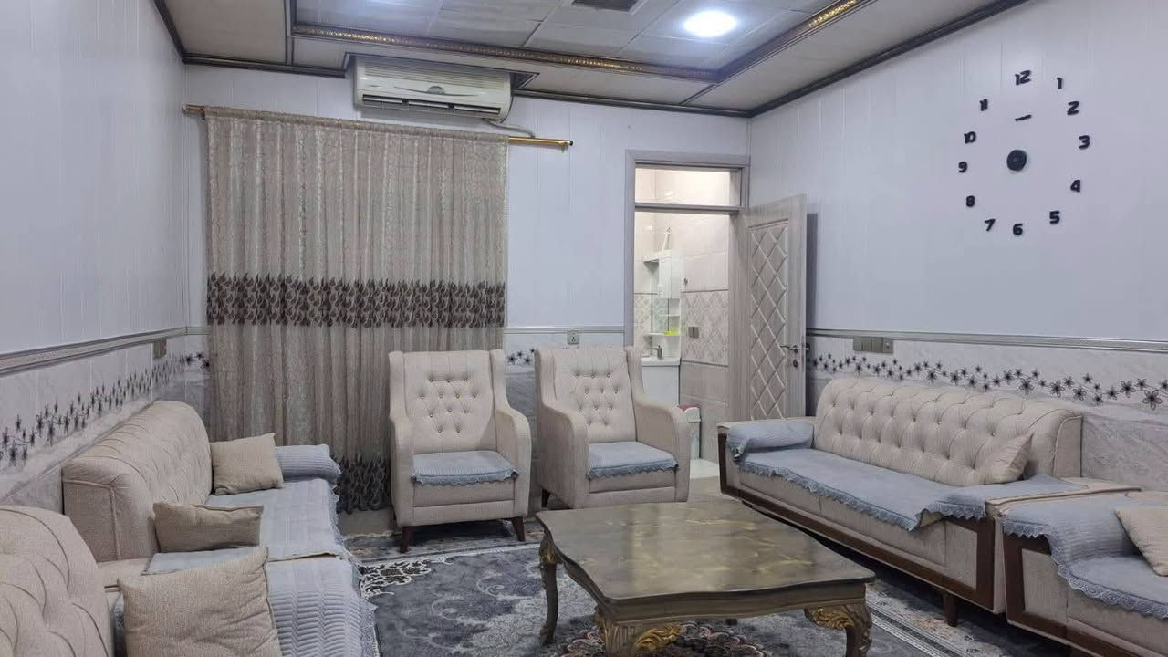 خــانوو150م لـەڕزگــــاری نرخی320گــڵاومعملـــــــــــــــــــە
لــەگــەره کی سـەنــگاوەکـان تـــە،نشــت مــزگـەۆتی پیشــەوا
پـــاڵی مــزگەتی پیشـەوایـه  بــلاش فــــــەریای کـــــــــــەوە
ئـەم پـیشـتر نـرخی420گڵابـوبـڵام نـرخیمان دابزندە ئیســتا
کــــاونـتـەر لـە گــەڵدیــە بـەدیـــــاری بــۆکــــــریـــــــــــــــار
ــــــــــــــــــــــــــــــــــــــــــــــــــــــــــــــــــــــــــــــــــــــــــــــ
پـــــــەلـــە بـکەو لـــەدەسـتی خــۆتی دەرمـــــــاکـــــــــــــــە
دووژووری لـــــــەســـــــەرووە هـــــــــەیــــــــــە🙋🙋🙋

#خانووی_مۆدێرن بۆ فرۆشتن ⛪💒
ناونیشان 📍 قەزای ڕزگاری (سموود) 
 
◼️ گەڕەکی سەنگاوییەکان بــــــەردەم چۆڵـــــــــــــــــــــــــە
◼️ ڕووبەری 150مەترە و ڕووی لە سلێمانییە 
◼️ تاپۆیە بەمەرجی تەحویل 🙋🙋
◼️ خانووکە کامال کاشییە زۆر پاک و جوانە 
◼️خانوەکە تازەەیەو یەک ساڵ دروست کراوە کاملا دەکتد

🔴 ژوورەکانی ئەم خانووە پێکهاتووە لە ⬇️

🔶 میوان 🪑🚪
🔶 مطبخ 🍽️🫖
🔶 مساعد مطبخ 🍽️🫖
🔶 هۆڵێک 🖼️
🔶 دوو ژووری نوستن 🛋️🛏️
🔶 ڕۆشنایی 🪟
🔶 مشتەمەلات 🛁🚿

بۆ زانینی نرخ 💵 تەنها خاڵێک لە کۆمێنت دانێ ڕاستەوخۆ بە نامە نرخەکەیت پێ دەگات یان پەیوەندی بکەن بەم ژمارانەوە 📲📞📳***********

ئێوەی بەڕێزیش هەر موڵکێکتان هەبوو بۆ فرۆشتن یان ویستان بیکڕن دەتوانن ڕەسم و زانیارییەکانتان بنێرن بۆ ژمارە ڤایبەری 📳✅ ***********
