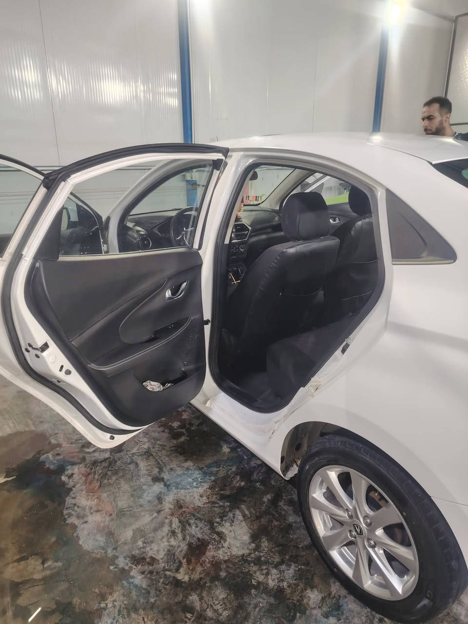 شانجان موديل ٢٠٢٤ ماشيه ٦٧الف مكفوله كير محرك بس صبعين بار رقم سليمانيه ع ضمن شركه بسمي مامطلوبه حره هذا رقمي ***********
