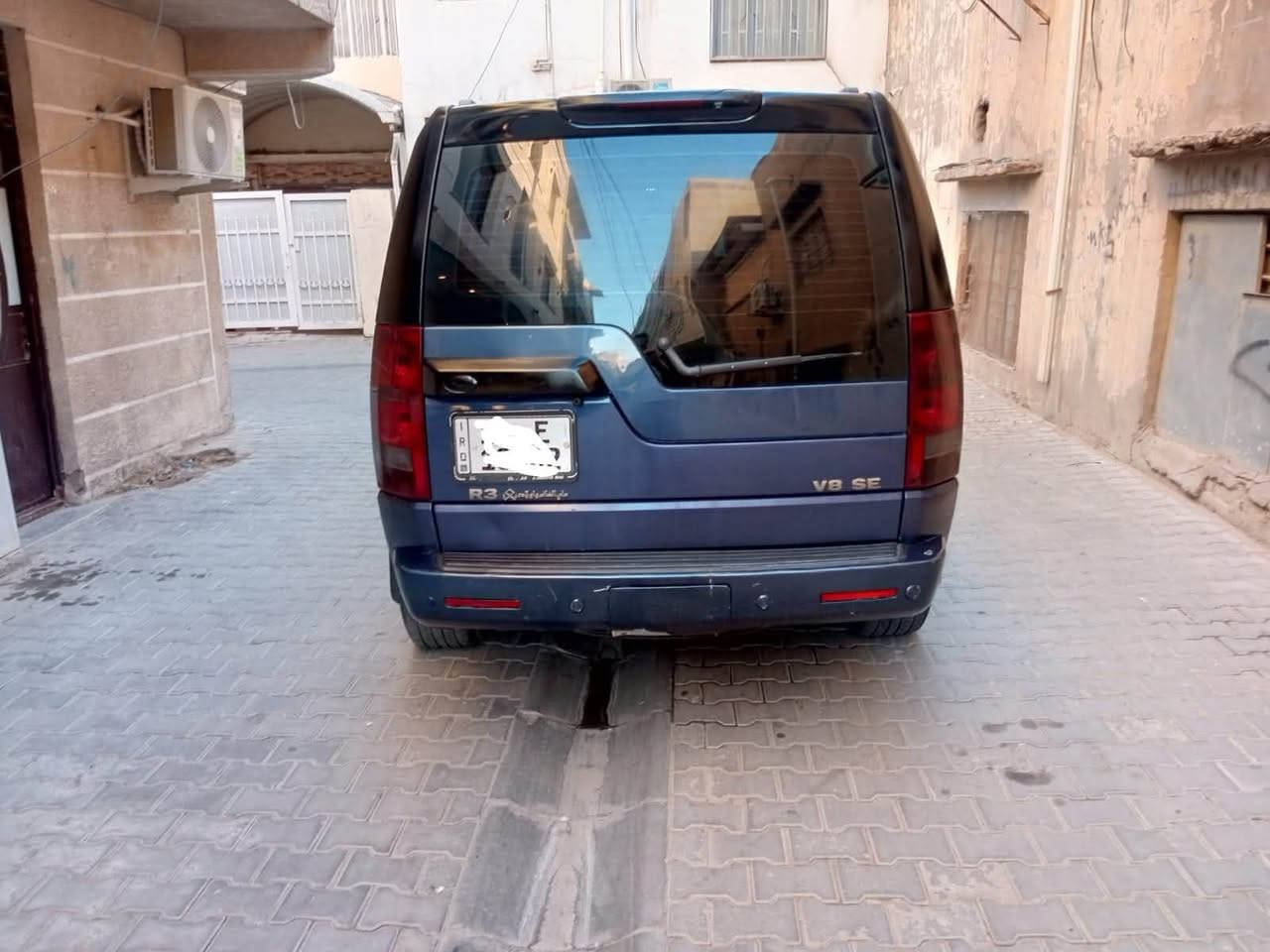 لاندلوفر ٢٠٠٥ رقم بغداد تحويل مباشر القماره بنرامه سبعه راكب  مكينه بلاديه عادي مو سوبر جاهزه من كلشي بدون نواقص مكانه بغداد العرصات السعر ٨٥     للاستفسار ***********
