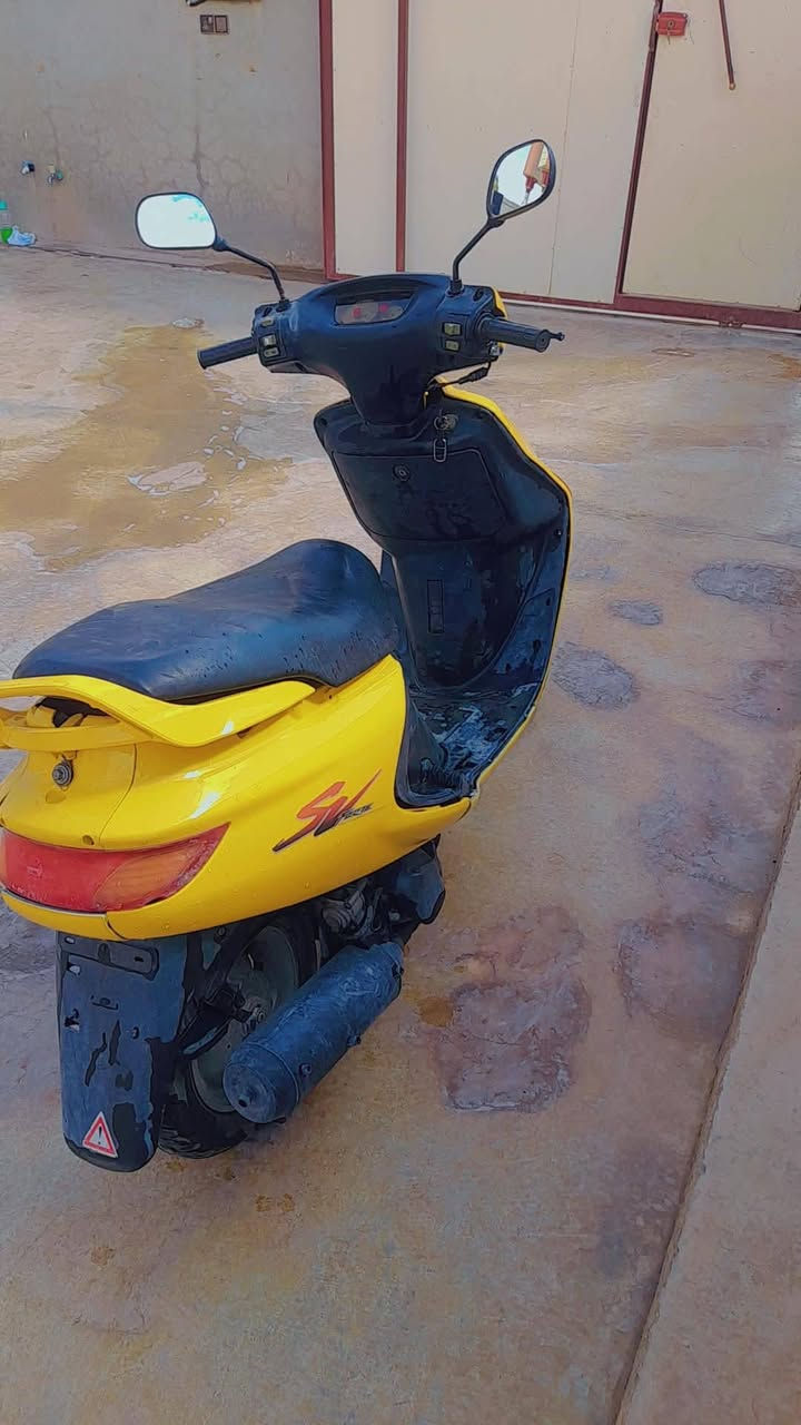 سلام عليكم درجة الفرشاة للبيع مكينه ما مفتوح شرط درجةمال حاويه درجة جاهز سعر 400 رقمي كورك ***********
