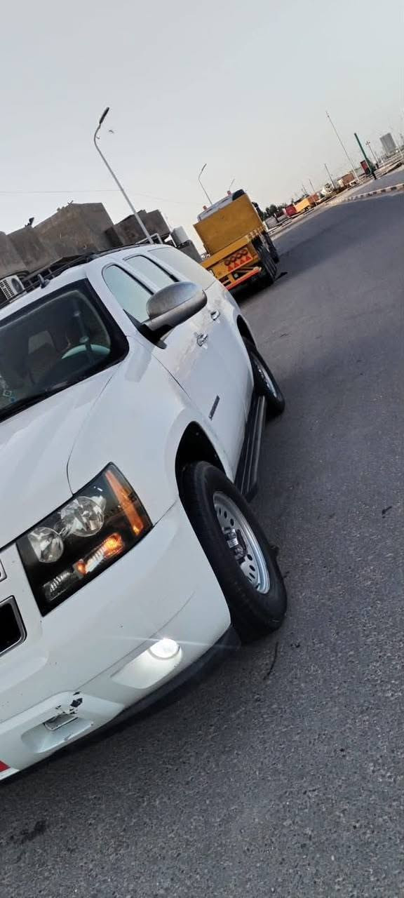 يوكن. تاهو طويه 2008 بيه. صبغ كم قطعه لون ابيض رقم ذي قار صدامي مصفر وجاهزه تبديل رقم عليك تريد صوره وتفاصيل. راسلني واتساب سعره 120 وبيه مجال للاتصال والاستفسار  الاتصال او المراسله وات ساب على هذا الرقم. ***********
